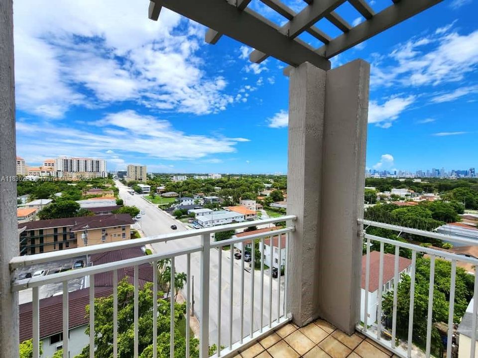 Vendido Recientemente: $380,000 (2 camas, 1 baños, 1013 Pies cuadrados)