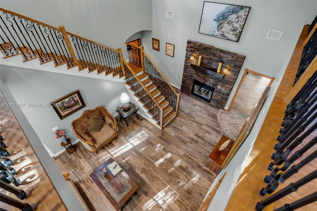 На продажу: $3,150,000 (7 спален, 6 ванн, 5775 Квадратных фут)