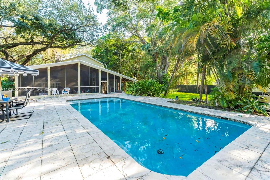 На продажу: $3,150,000 (7 спален, 6 ванн, 5775 Квадратных фут)