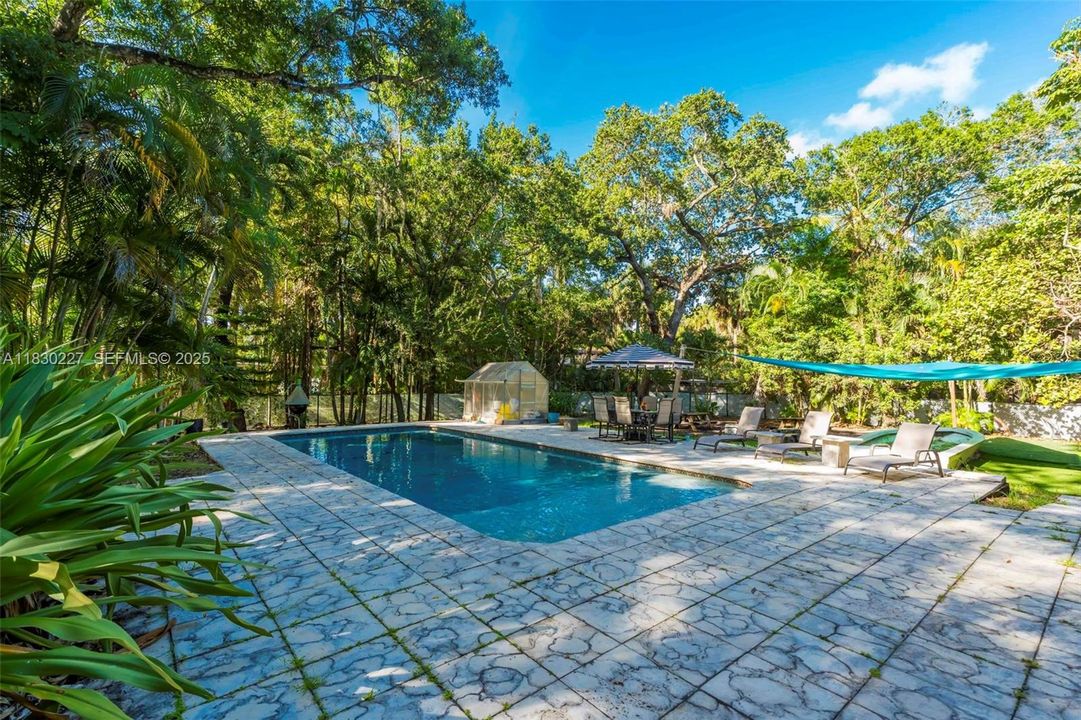 На продажу: $3,150,000 (7 спален, 6 ванн, 5775 Квадратных фут)