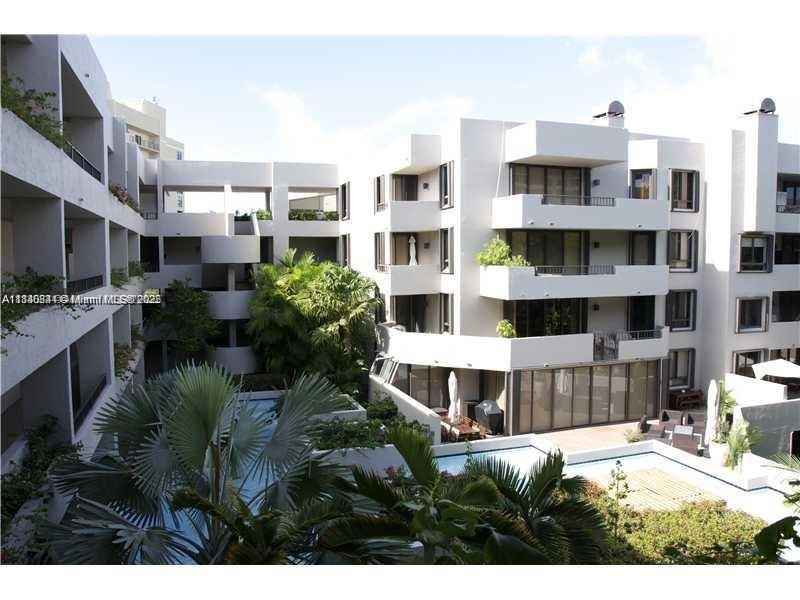 Недавно продано: $1,295,000 (3 спален, 2 ванн, 1720 Квадратных фут)