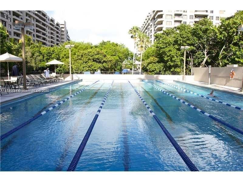 Недавно продано: $1,295,000 (3 спален, 2 ванн, 1720 Квадратных фут)