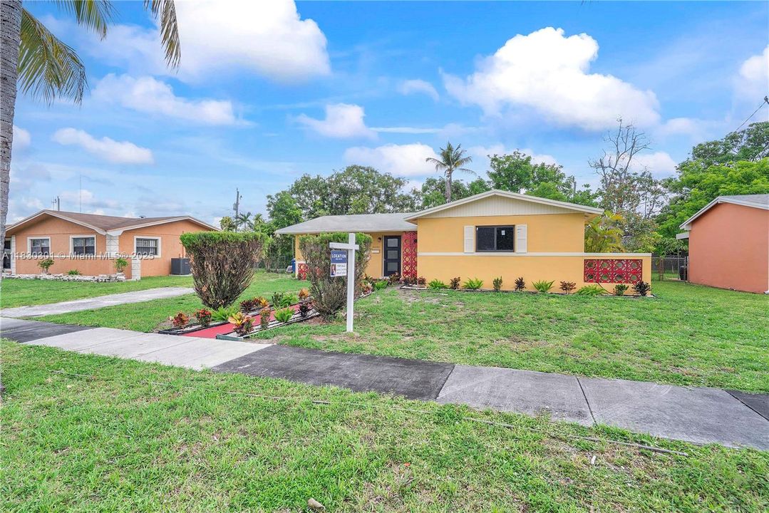 Vendido Recientemente: $484,000 (3 camas, 2 baños, 1539 Pies cuadrados)