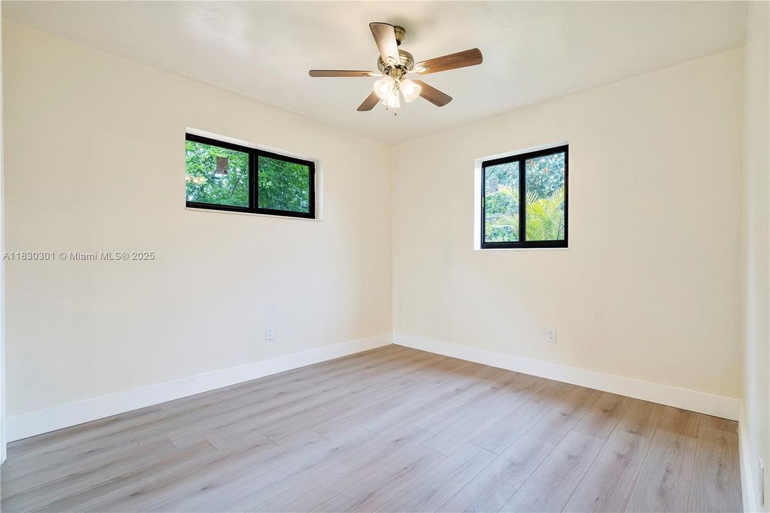 Vendido Recientemente: $484,000 (3 camas, 2 baños, 1539 Pies cuadrados)