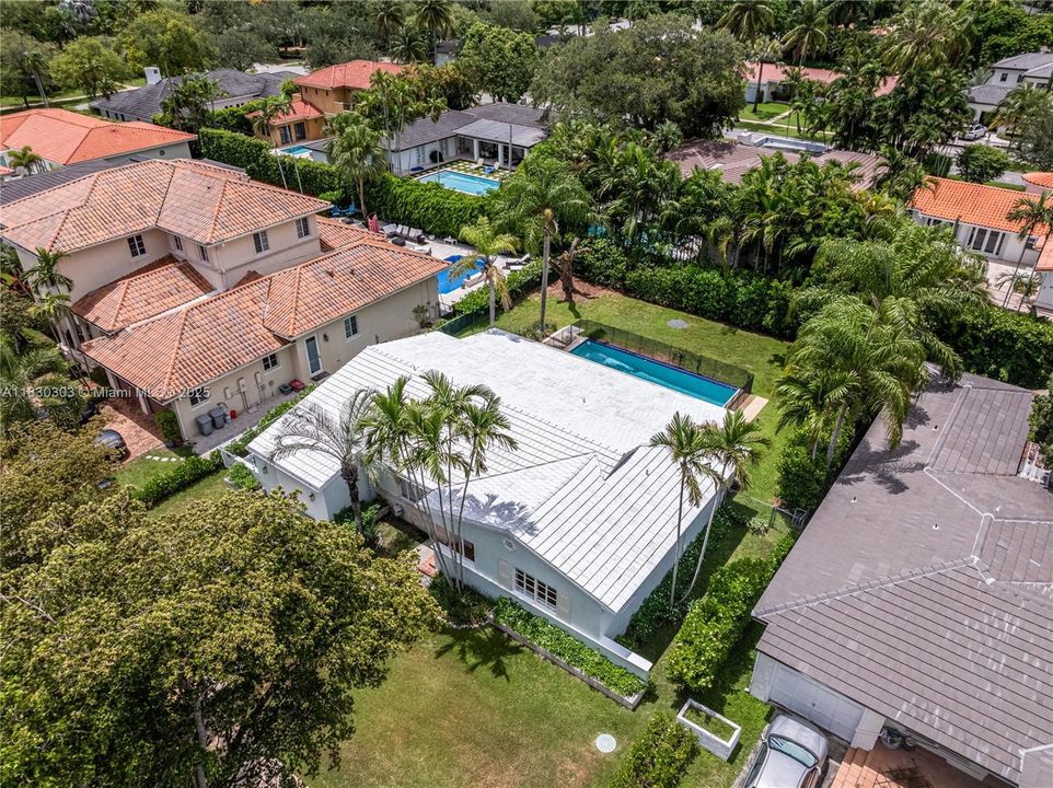 Vendido Recientemente: $1,850,000 (3 camas, 2 baños, 1992 Pies cuadrados)