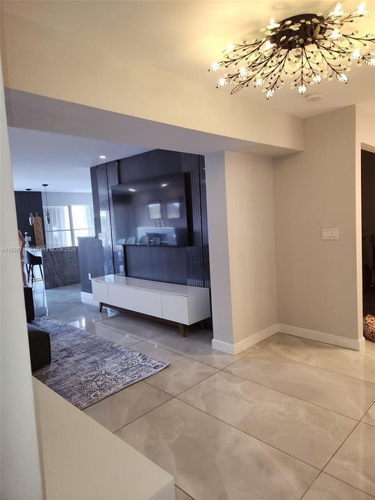 На продажу: $595,000 (2 спален, 2 ванн, 1555 Квадратных фут)