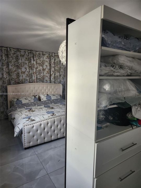 На продажу: $595,000 (2 спален, 2 ванн, 1555 Квадратных фут)