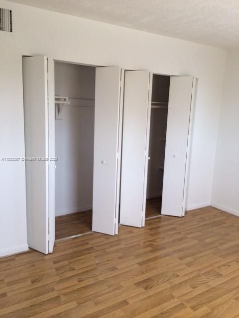 For Sale: $133,000 (1 beds, 1 baths, 640 Square Feet)