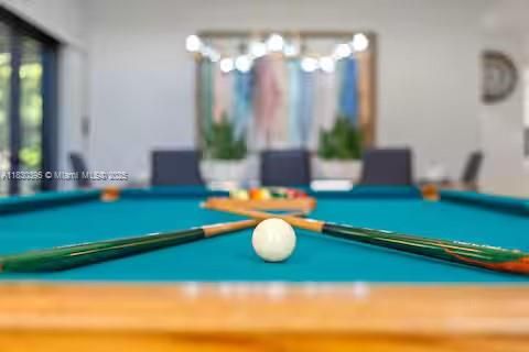 This pool table's got more swagger than a poker face in Vegas — game on!