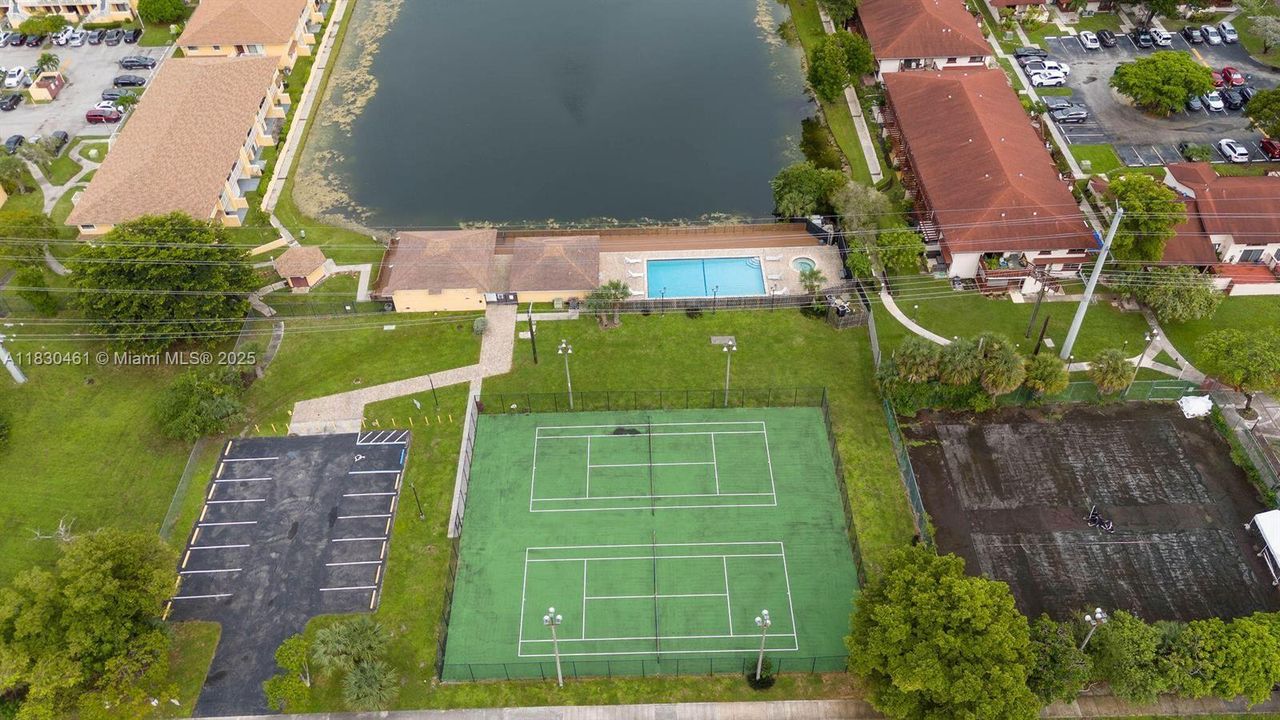 Active With Contract: $243,000 (3 beds, 2 baths, 1348 Square Feet)