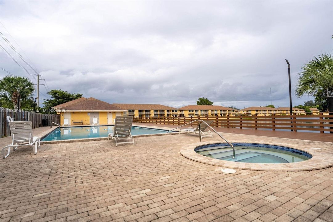 Active With Contract: $243,000 (3 beds, 2 baths, 1348 Square Feet)