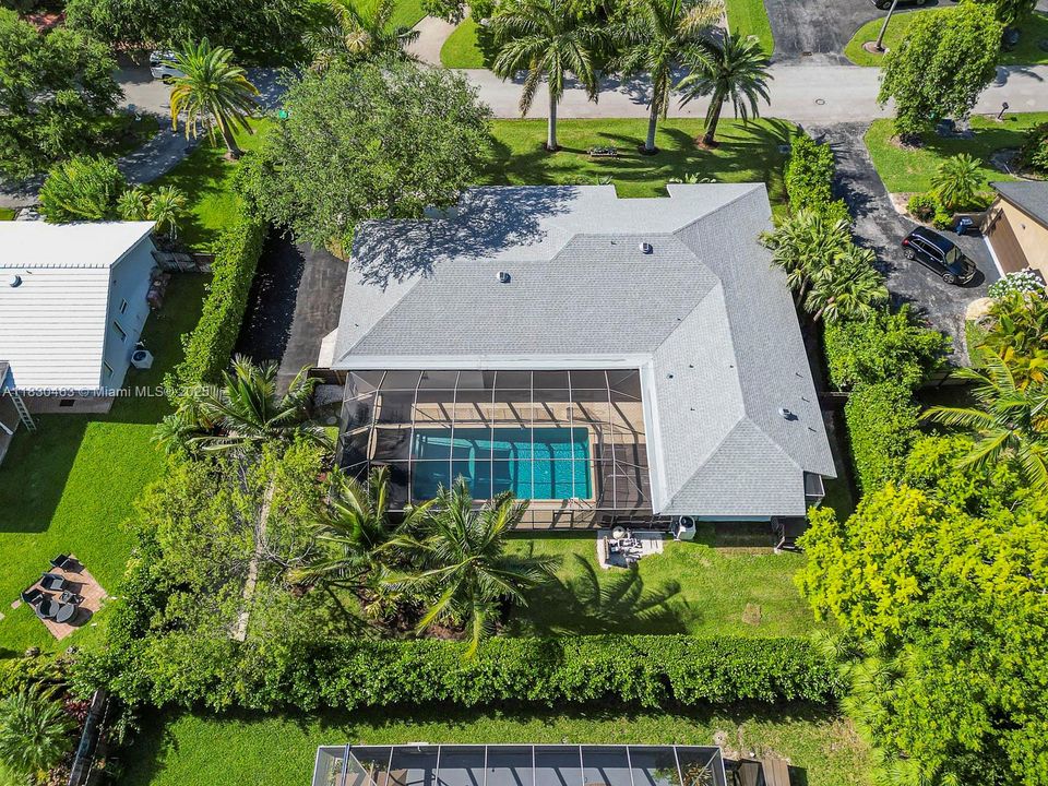 For Sale: $1,545,000 (5 beds, 3 baths, 2965 Square Feet)