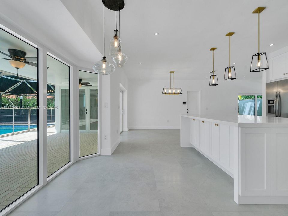 For Sale: $1,545,000 (5 beds, 3 baths, 2965 Square Feet)