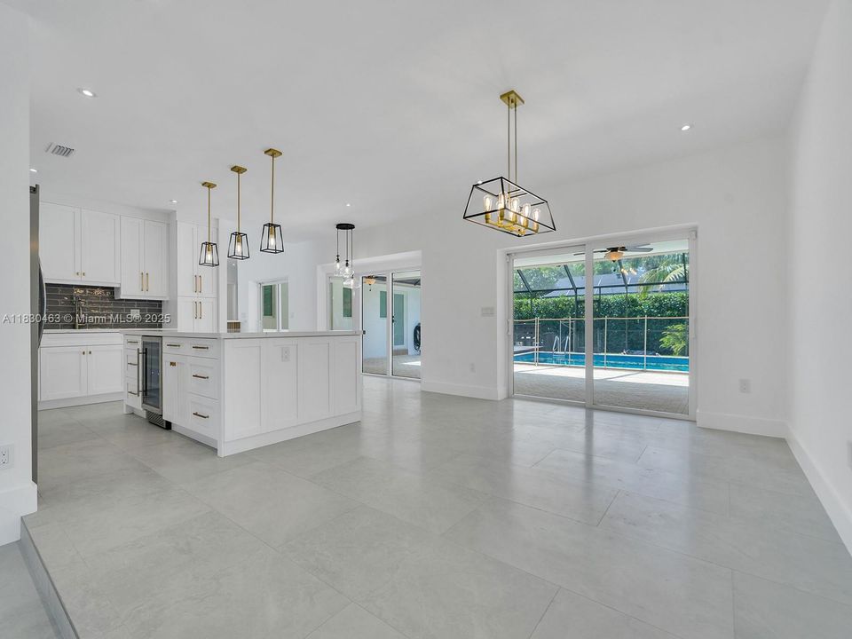 For Sale: $1,545,000 (5 beds, 3 baths, 2965 Square Feet)
