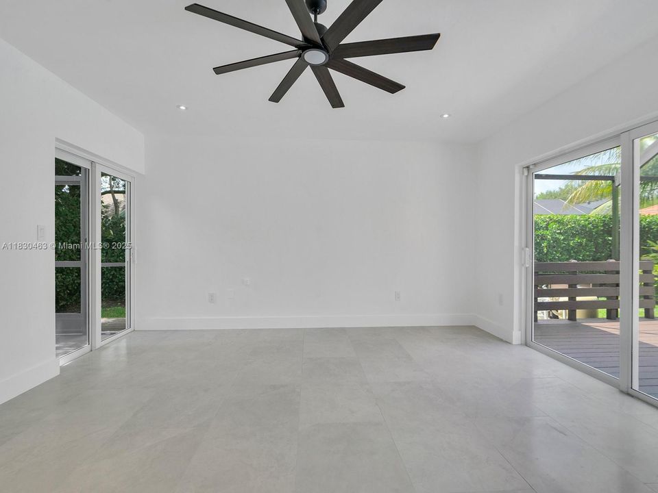 For Sale: $1,545,000 (5 beds, 3 baths, 2965 Square Feet)