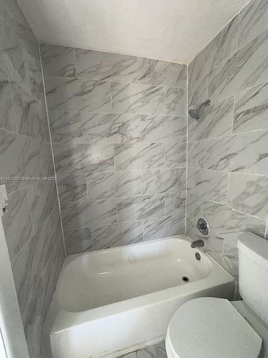 En Renta: $1,500 (1 camas, 1 baños, 1200 Pies cuadrados)