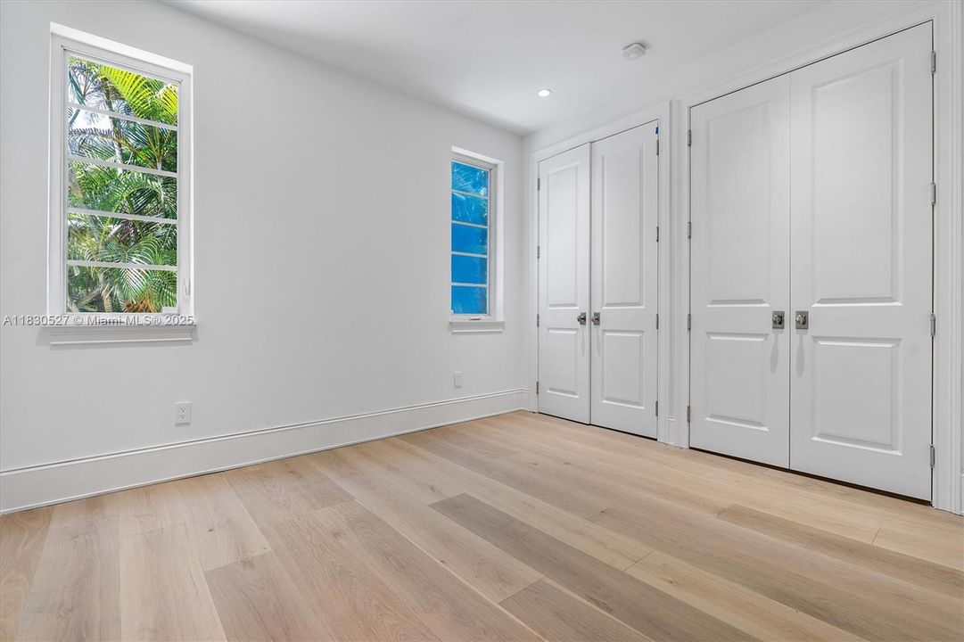 Activo con contrato: $5,995,000 (5 camas, 5 baños, 5119 Pies cuadrados)