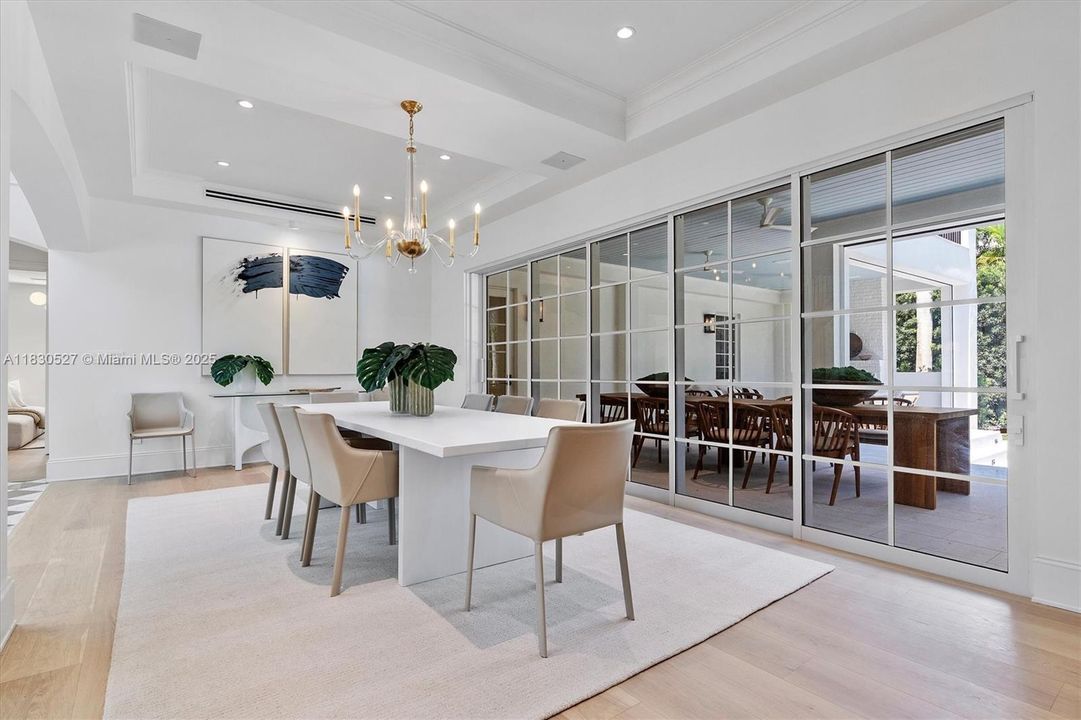 Activo con contrato: $5,995,000 (5 camas, 5 baños, 5119 Pies cuadrados)