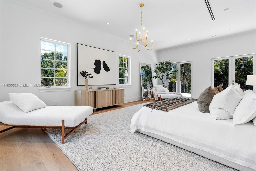 Activo con contrato: $5,995,000 (5 camas, 5 baños, 5119 Pies cuadrados)