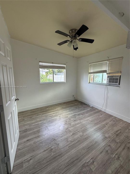 Недавно арендовано: $1,350 (1 спален, 1 ванн, 600 Квадратных фут)