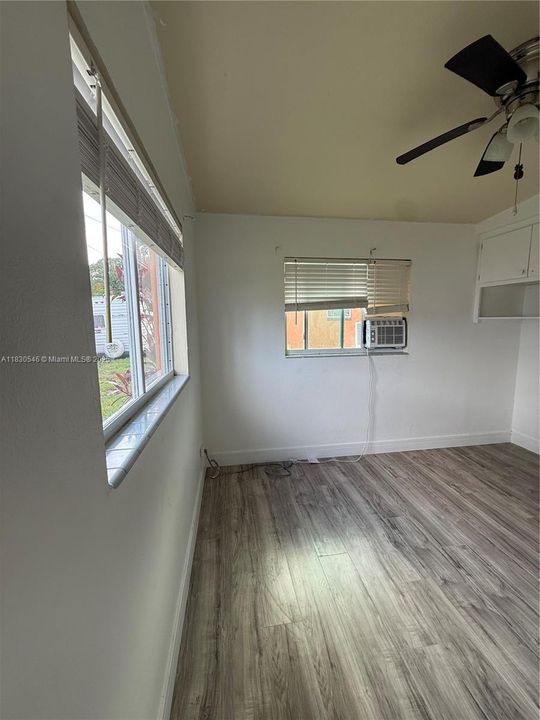 Недавно арендовано: $1,350 (1 спален, 1 ванн, 600 Квадратных фут)