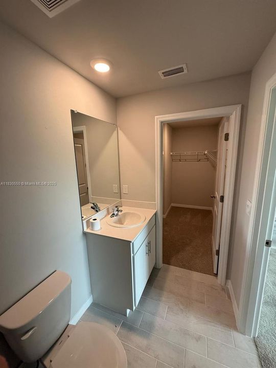 For Rent: $2,200 (4 beds, 2 baths, 1499 Square Feet)