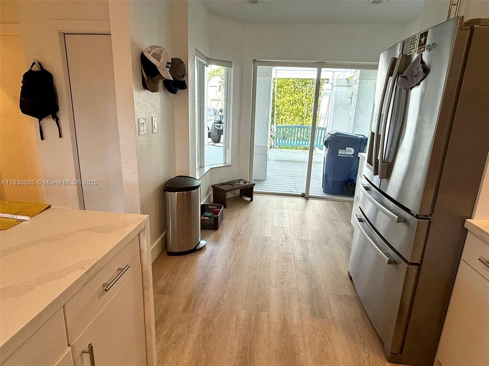 Recently Rented: $4,400 (3 beds, 2 baths, 1898 Square Feet)