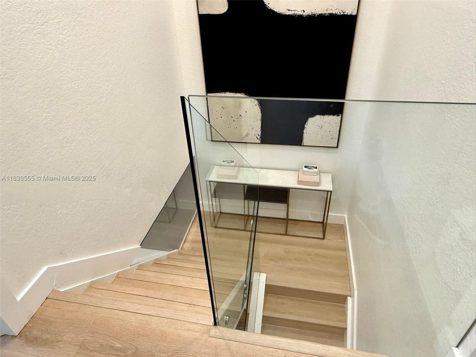 Recently Rented: $4,400 (3 beds, 2 baths, 1898 Square Feet)