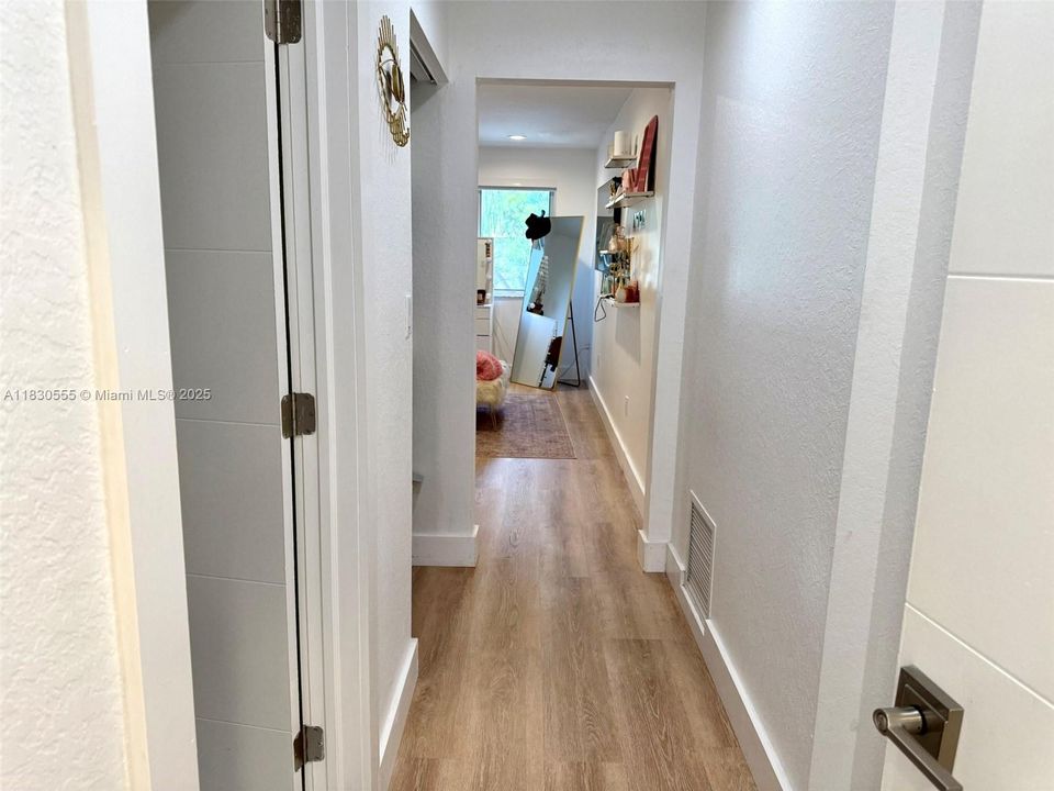 Recently Rented: $4,400 (3 beds, 2 baths, 1898 Square Feet)