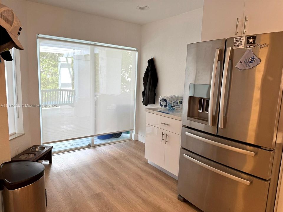 Recently Rented: $4,400 (3 beds, 2 baths, 1898 Square Feet)