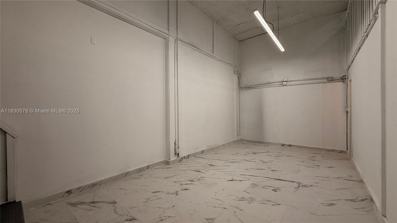 出租: $21 (0 贝兹, 0 浴室, 0 平方英尺)