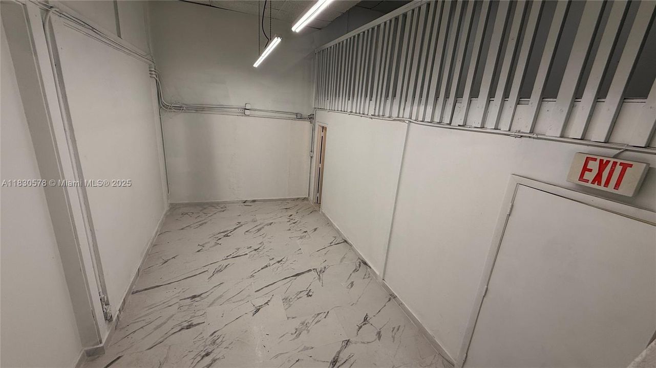 出租: $21 (0 贝兹, 0 浴室, 0 平方英尺)