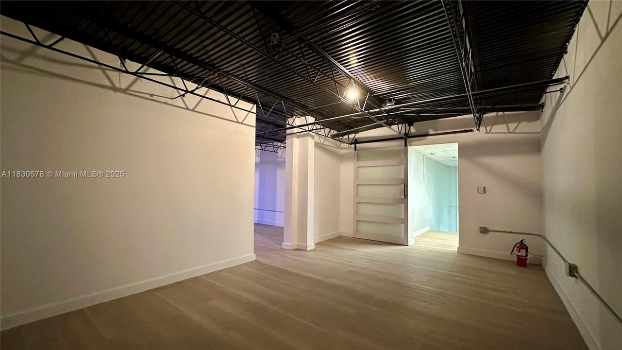 出租: $21 (0 贝兹, 0 浴室, 0 平方英尺)