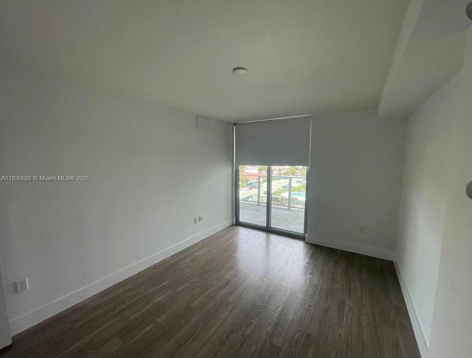 En Venta: $699,000 (2 camas, 2 baños, 1321 Pies cuadrados)