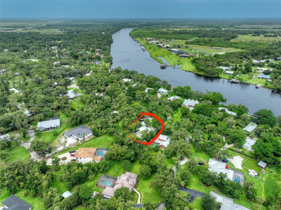 For Sale: $429,000 (3 beds, 2 baths, 2044 Square Feet)