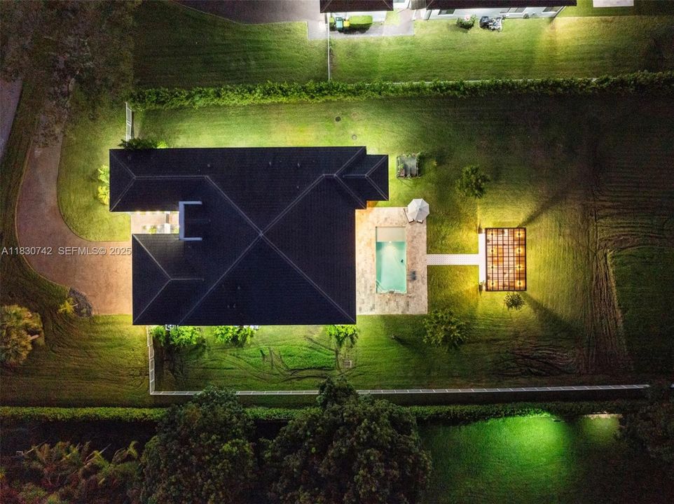 En Renta: $12,500 (4 camas, 4 baños, 3705 Pies cuadrados)