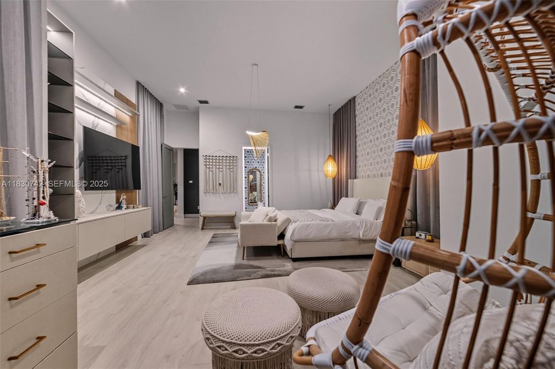 En Renta: $12,500 (4 camas, 4 baños, 3705 Pies cuadrados)