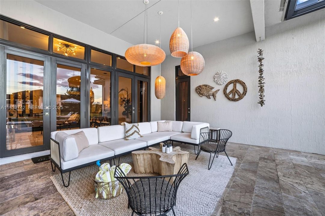 En Renta: $12,500 (4 camas, 4 baños, 3705 Pies cuadrados)