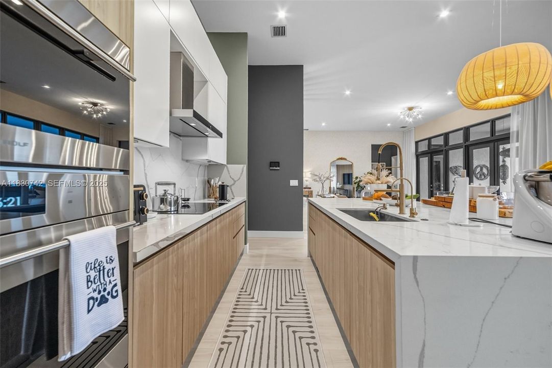 En Renta: $12,500 (4 camas, 4 baños, 3705 Pies cuadrados)