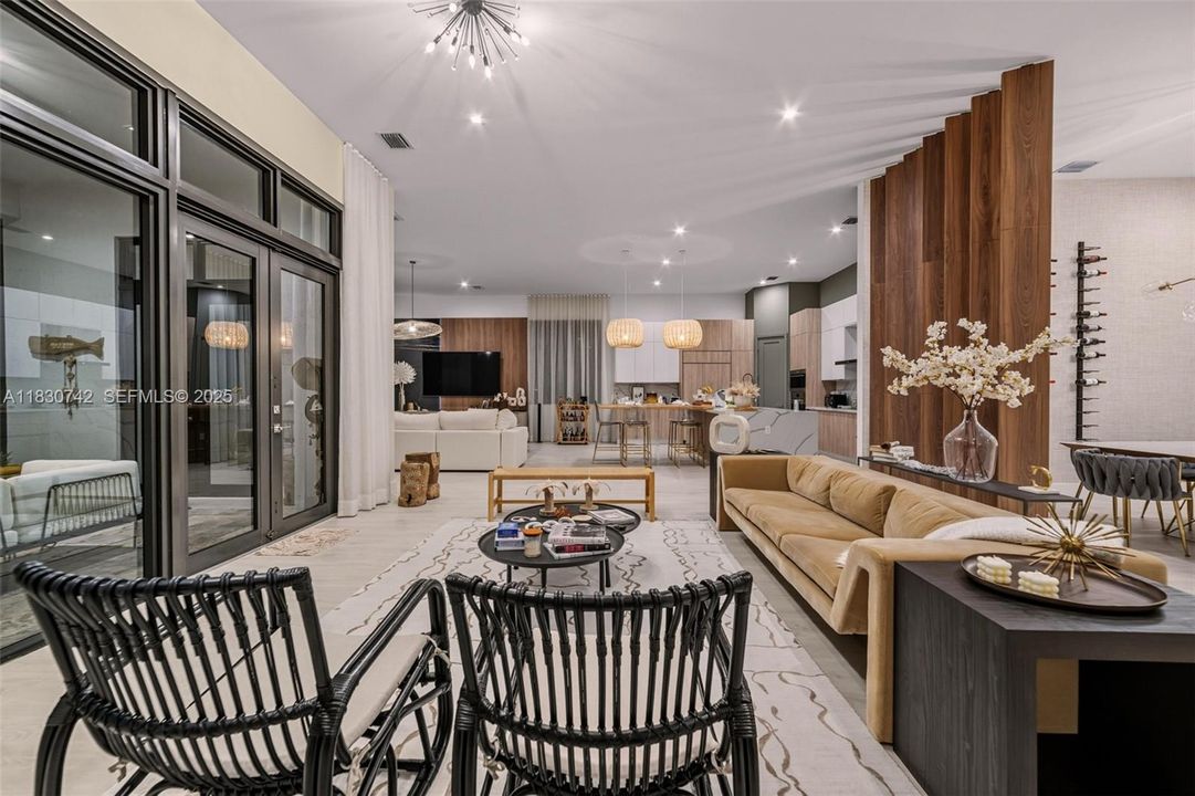 En Renta: $12,500 (4 camas, 4 baños, 3705 Pies cuadrados)