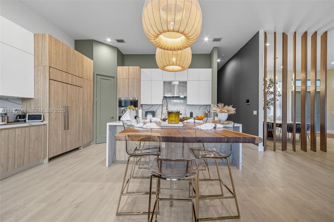 En Renta: $12,500 (4 camas, 4 baños, 3705 Pies cuadrados)