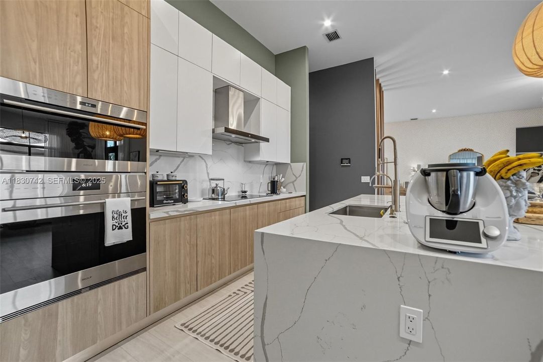 En Renta: $12,500 (4 camas, 4 baños, 3705 Pies cuadrados)