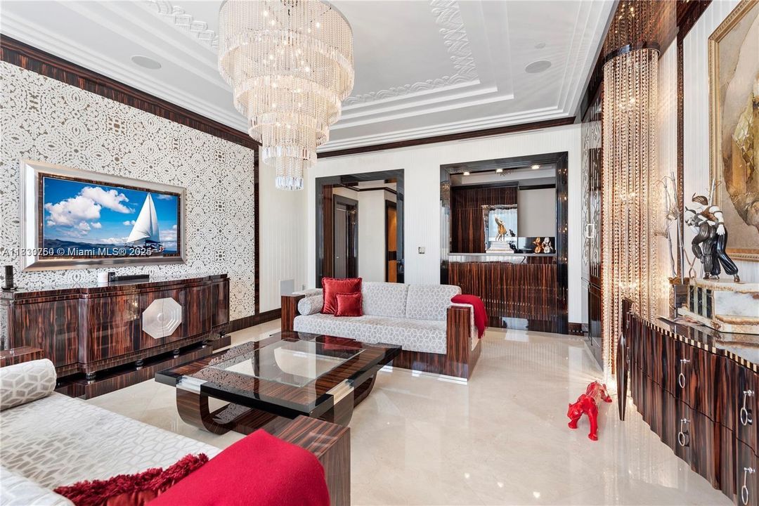 For Sale: $14,000,000 (6 beds, 6 baths, 5217 Square Feet)