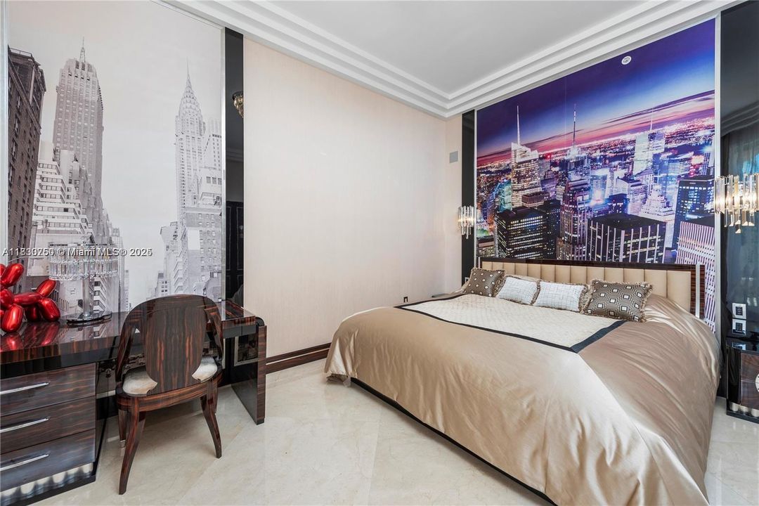 For Sale: $14,000,000 (6 beds, 6 baths, 5217 Square Feet)