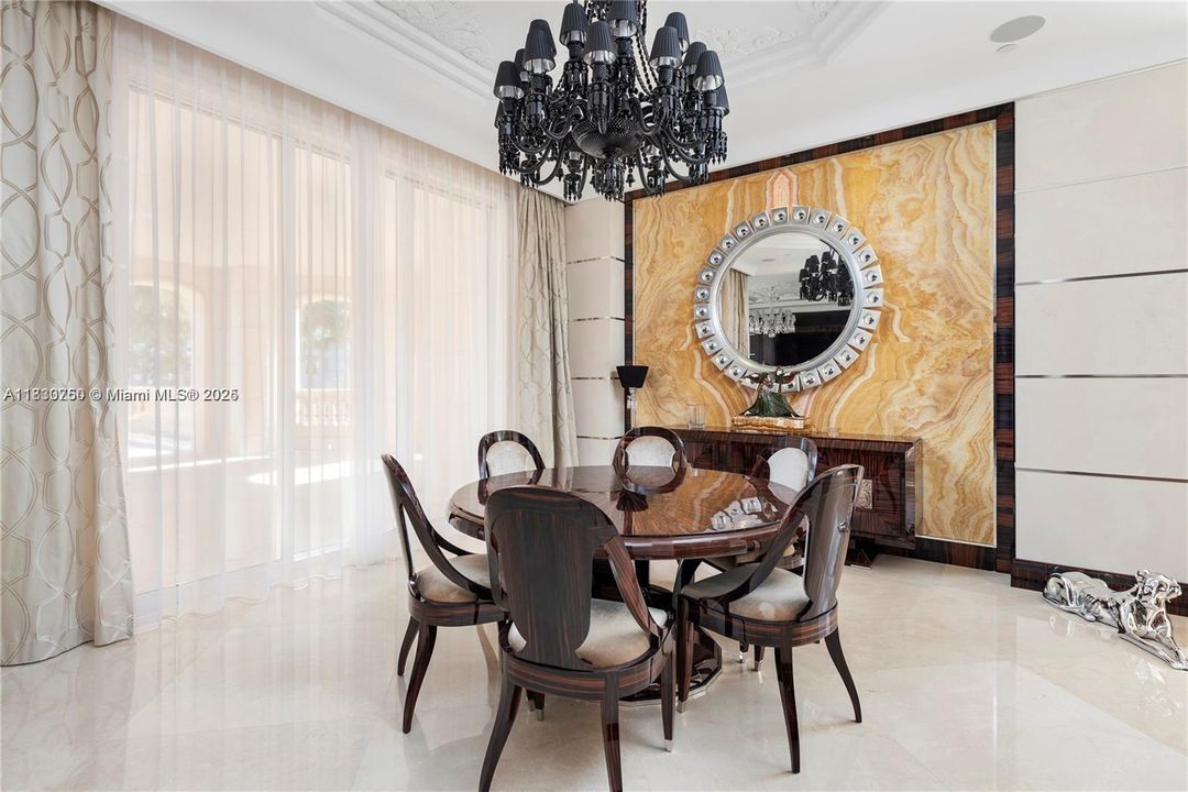 For Sale: $14,000,000 (6 beds, 6 baths, 5217 Square Feet)