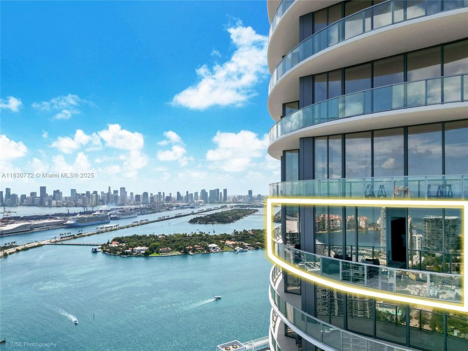 For Sale: $10,875,000 (4 beds, 4 baths, 3186 Square Feet)