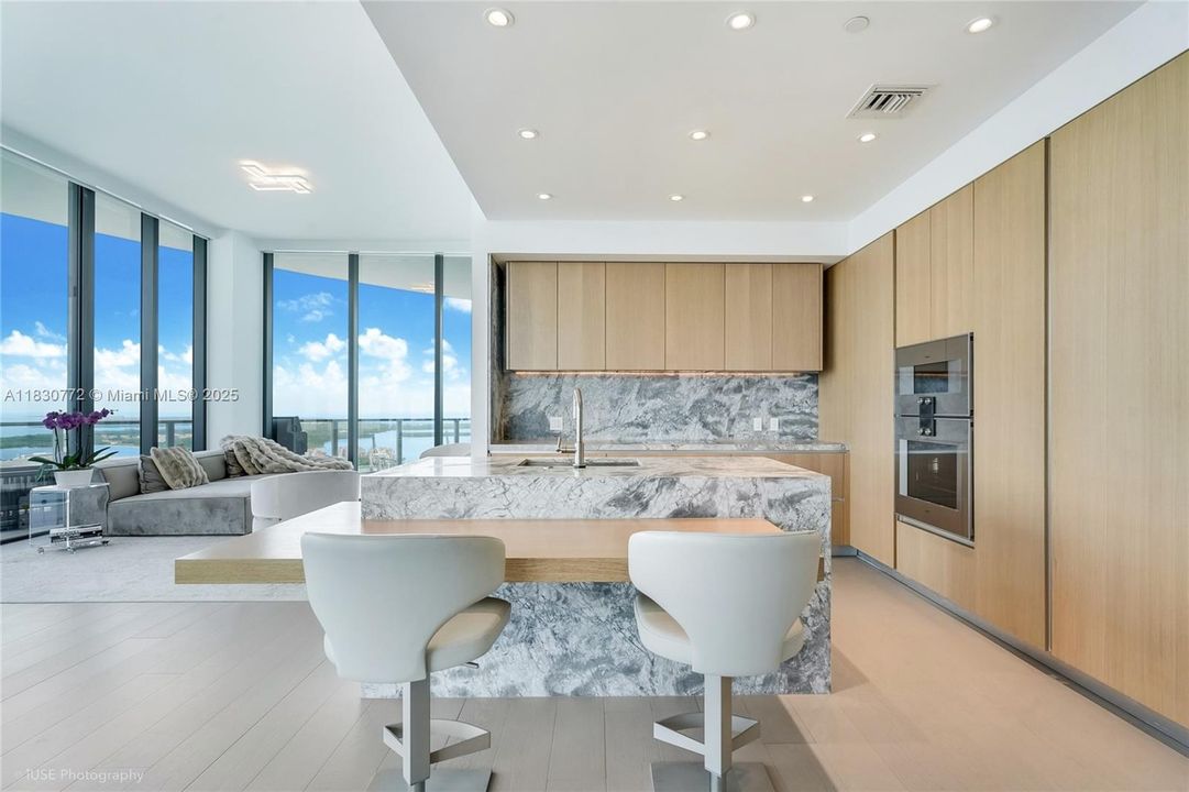 For Sale: $10,875,000 (4 beds, 4 baths, 3186 Square Feet)