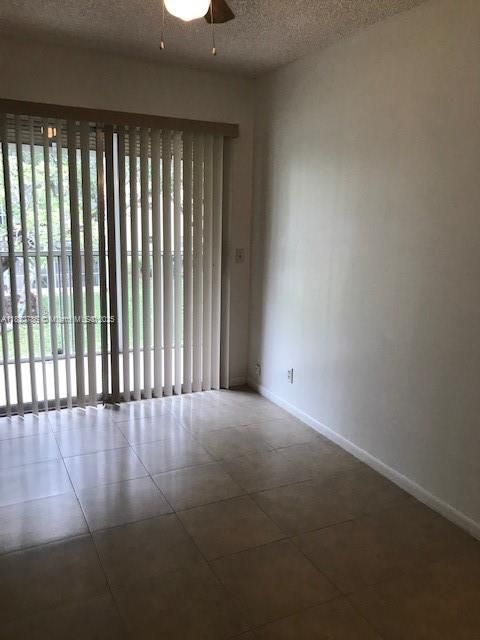 Activo con contrato: $153,000 (2 camas, 1 baños, 954 Pies cuadrados)