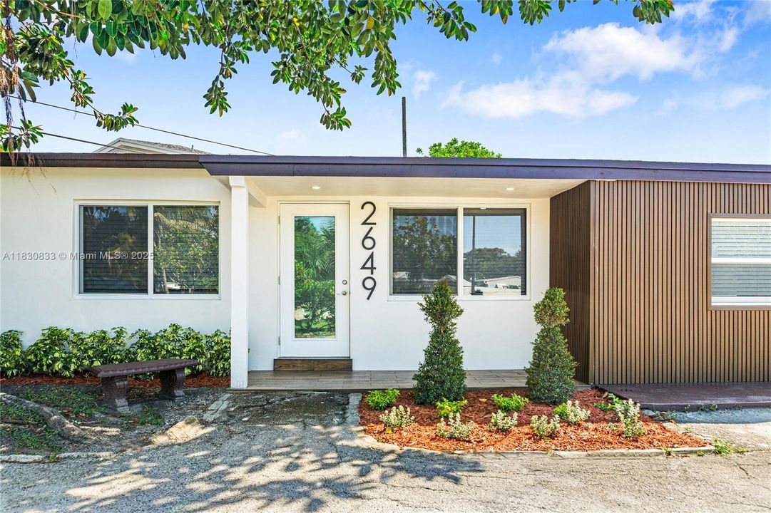 最近售出: $424,900 (3 贝兹, 1 浴室, 934 平方英尺)