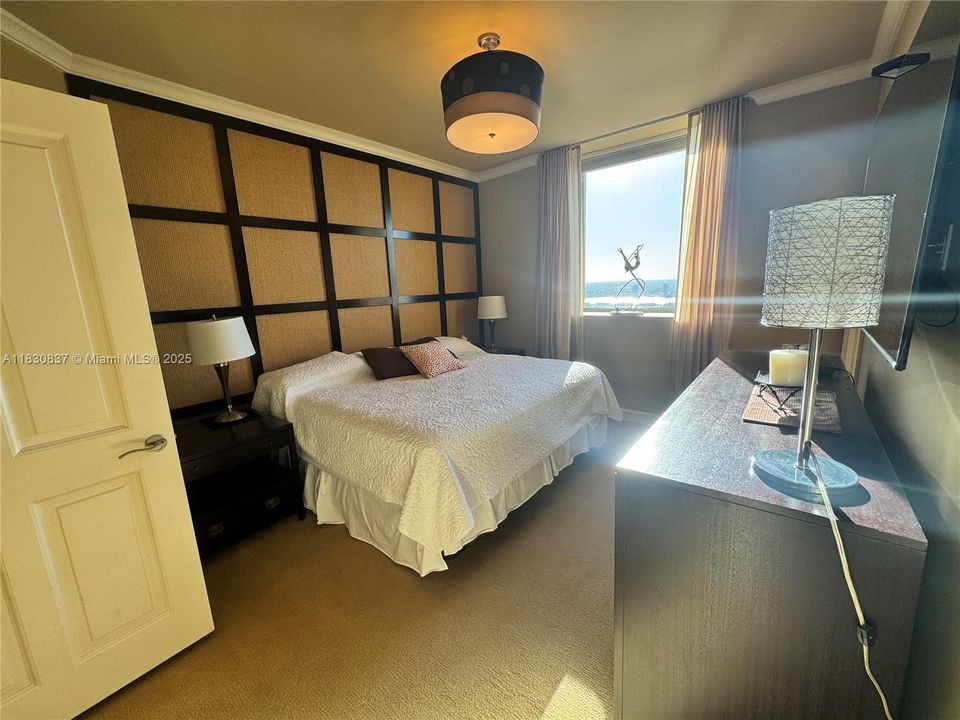 Recientemente alquilado: $23,000 (3 camas, 4 baños, 2736 Pies cuadrados)